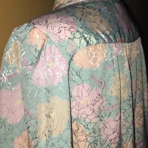 Marlis by Ellis Design beautiful blouse - Picture 7 of 8